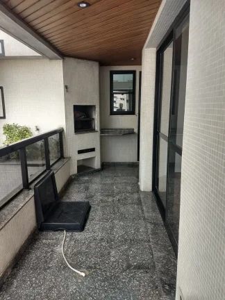 Imagem Apartamento 200 M², 4Q, 3 Suítes, 2 Salas, 5 Banheiros, 3 Vagas, Lareira, Suíte Master com Hidromassagem, Varanda Gourmet, Piscina, Academia, Quadra.