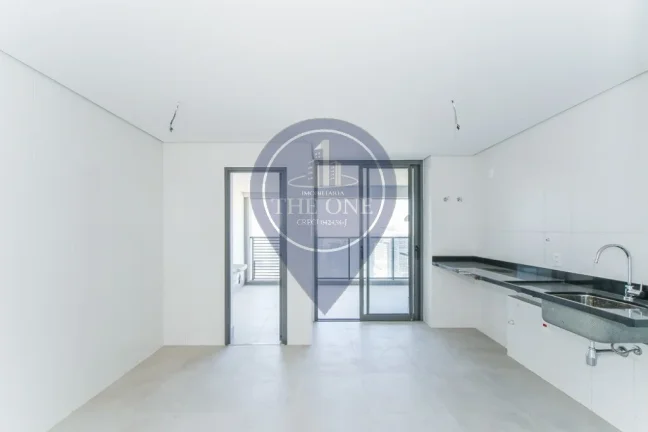 Imagem Apartamento à Venda em São Paulo-SP: 3 Quartos, 3 Suítes, 2 Salas, 5 Banheiros, 3 Vagas, 186m² no Jardim Fonte do Morumbi!