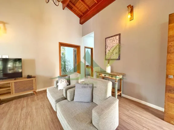 Imagem Casa Mobiliada Alto Padrão em Condomínio - Atibaia
