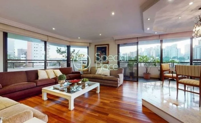 Imagem Lindo apartamento em Higienópolis com 390m² de área privativa, 4 dormitórios ( 2 suítes ) e 4 v...