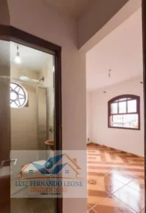 Imagem Sobrado à Venda, 3 dormitórios com 1 suíte, 3 vagas. Jabaquara