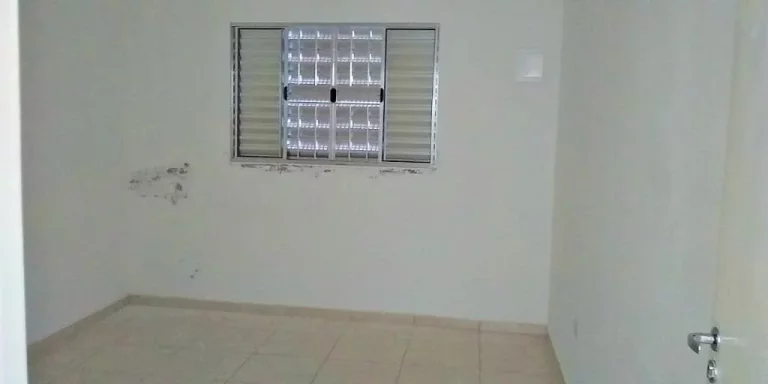Imagem Casa com 1 dormitório para alugar, 45 m² por R$ 1.350,00/mês - Jardim Imperador - Suzano/SP