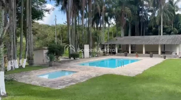 Imagem Sítio à venda em Amparo/SP - 32.000 m² com lago, piscinas e 3 casas

Sítio com 32.000 m² em exc...