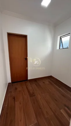 Imagem Belíssima Casa Recém Construída em Condomínio Fechado UBATUBA-SP