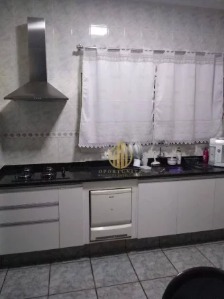 Imagem Casa com 3 dormitórios com suíte e Hidromassagem à venda, 130 m² por R$ 320.000 - Jardim Diva Tarlá de Carvalho - Ribeirão Preto/SP