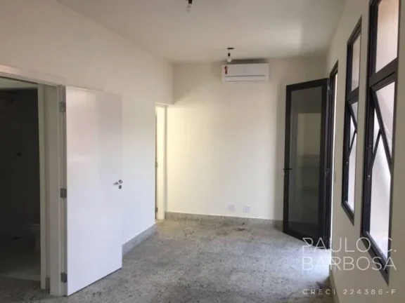 Imagem Sobrado Comercial com renda compatível - 271,5m²