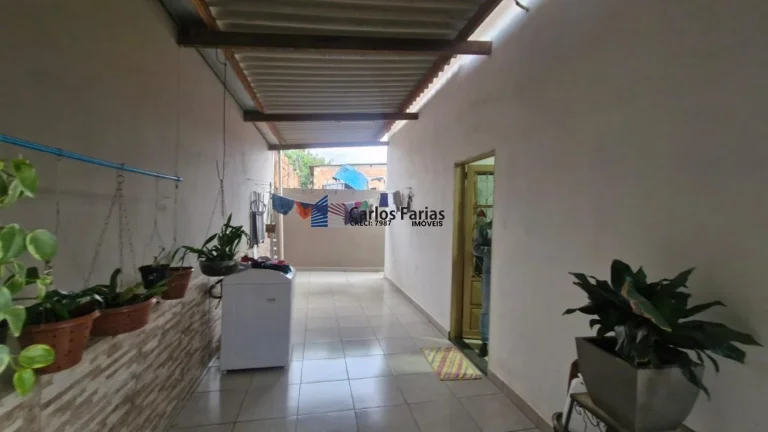 Imagem Casa para Venda em Cidade Ocidental, Centro, 2 dormitórios, 1 suíte, 2 banheiros, 2 vagas