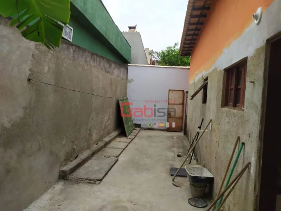 Imagem Casa com 3 dormitórios à venda, 392 m² por R$ 550.000 - Porto do Carro - São Pedro da Aldeia/RJ