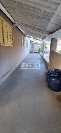 Imagem Casa à venda com piscina no bairro Fabrício em Uberaba