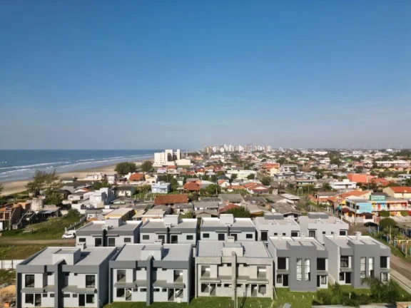Imagem Sobrado 3 Dormitórios - Bairro Arco Iris