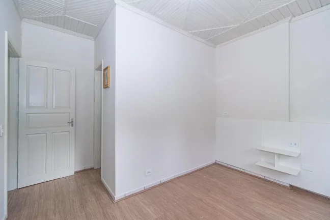 Imagem Casa Residencial de 4 quartos no bairro Campo Comprido