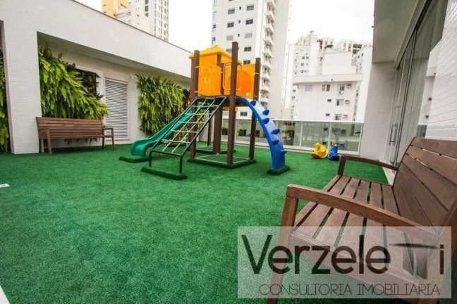Imagem Apartamento Quadra Mar para Venda em Balneário Camboriú / SC no bairro Centro