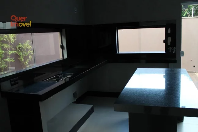 Imagem Casa de Luxo no Condomínio Buona Vita Ribeirão, Terras de Florença - Ribeirão Preto-SP 3 quartos, 3 suítes, 2 salas, 5 banheiros, 4 vagas, 160m² Quer Imóvel.