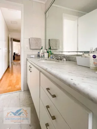 Imagem Apartamento para Venda, 3 dormitórios sendo 1 suíte, 3 vagas. Vila Madalena