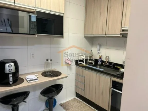 Imagem Sobrado em condomínio fechado, semi novo, 2 dormitórios, sendo 2 suítes, a principal com varanda,...