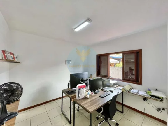 Imagem Casa em Condomínio Tranquilo Granja, Próxima à Raposo Km26