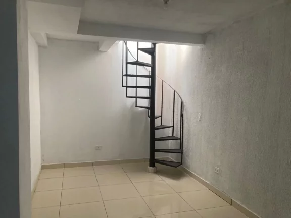 Imagem Sobrado com 1 dormitório para alugar, 40 m² por R$ 900,00/mês - Calmon Viana - Poá/SP