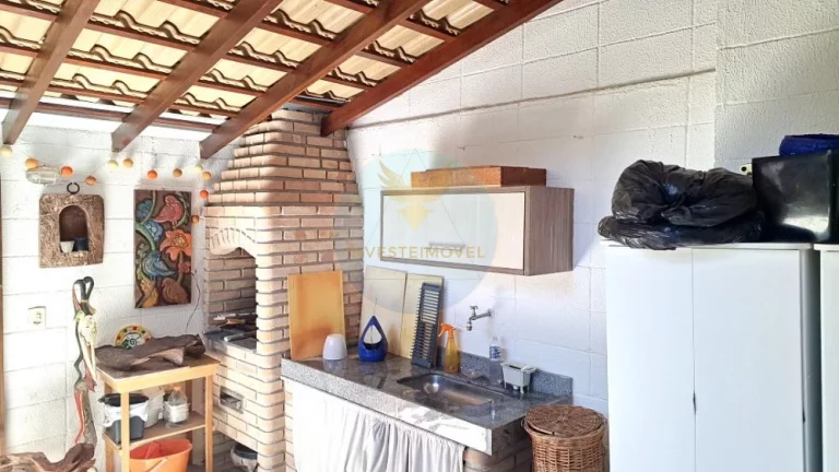Imagem Casa junto ao Parque Cemucam e o Melhor da Granja Viana
