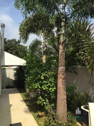Imagem Belíssima Casa no Aphaville 3 de 450m² com 4 Suítes e 6 Vagas
