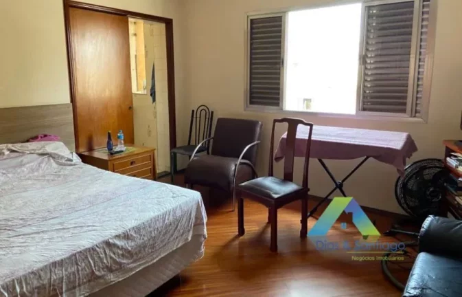 Imagem Casa com 4 Dormitórios e 4 Banheiros para locação em Ipiranga, São Paulo/SP