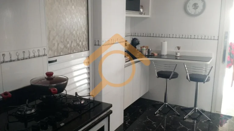 Imagem Apartamento de luxo à venda em São Paulo-SP, 3 quartos, 3 suítes, 2 salas, 5 banheiros, 2 vagas de garagem, 136m², no Condomínio Magic Resort.