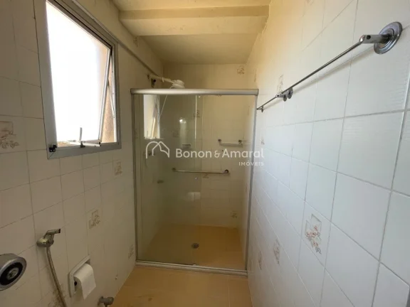 Imagem Este apartamento no Edifício Cambará destaca-se pela excelente localização na Rua Tiradentes, of...