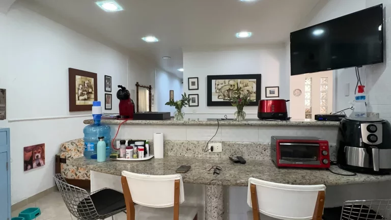 Imagem Casa Aconchegante com Quintal Gourmet em Rua Tranquila!
