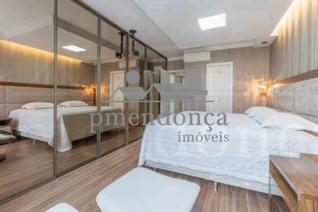 Imagem Apartamento na Vila Romana mobiliado com 3 suítes e 3 vagas, 172 m².