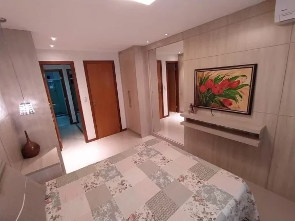 Imagem Excelente Apartamento de Frente para o Mar na Praia do Morro composto por 4 dormitório sendo 3 suítes, com 2 vagas de garagem.