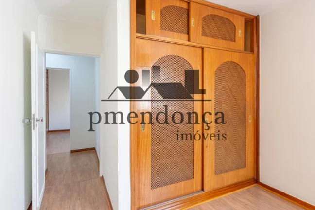 Imagem Apartamento em Higienópolis com 158m², 4 quartos (1 suíte) e 2 vagas.