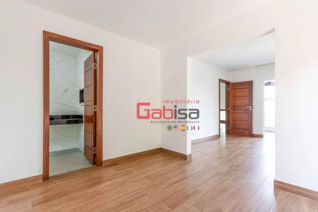 Imagem Casa com 6 dormitórios à venda, 400 m² por R$ 3.150.000 - Village de Búzios - Armação dos Búzios/RJ