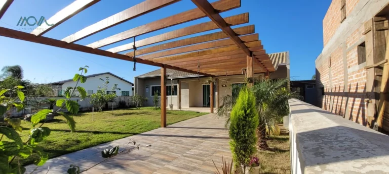 Imagem Casa com 3 quartos sendo uma suíte em Itapoá - Perto da Praia