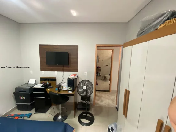 Imagem Casa para Venda em Limeira, Jardim Marajoara, 2 dormitórios, 1 suíte, 2 banheiros, 4 vagas