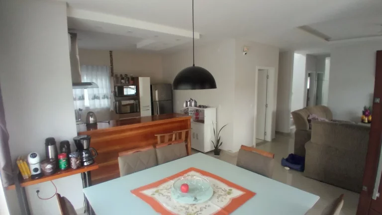 Imagem CASA RESIDENCIAL em BARRA VELHA - SC, CENTRO