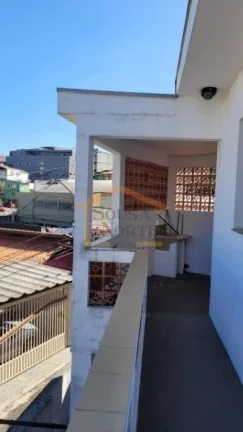 Imagem São 2 imóveis, um sobre o outro, exatamente iguais, cada um com 2 dormitórios, sala, varanda, coz...
