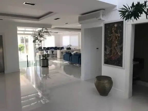 Imagem Casa com 6 dormitórios, 1000 m² - Jurerê Internacional - Florianópolis/SC