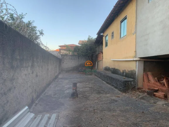 Imagem Casa com 3 dormitórios à venda, 130 m² por R$ 520.000,00 - Lundceia - Lagoa Santa/MG