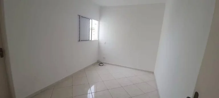Imagem Sobrado com 2 dormitórios à venda, 71 m² por R$ 246.000,00 - Vila Figueira - Suzano/SP