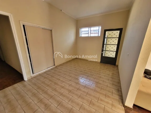 Imagem Casa térrea à venda no Jardim Conceição, Campinas, SP. 

Casa de 3 quartos, sendo 1 suíte, todo...