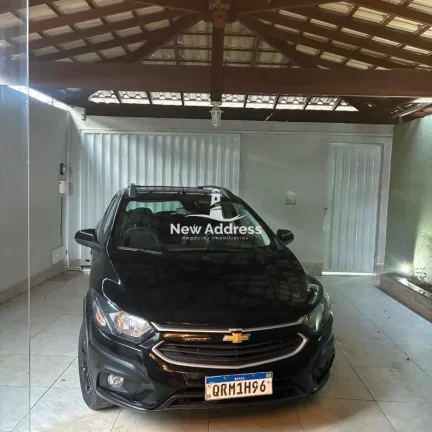 Imagem Casa duplex à venda em Interlagos, a apenas 100 metros da praia, com 3 quartos, suíte com varanda e excelente potencial para moradia ou investimento.