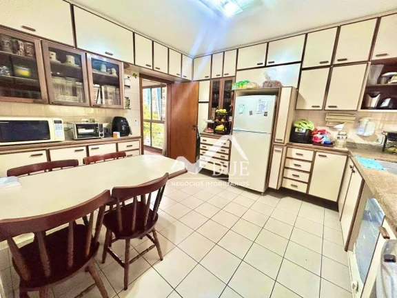 Imagem Apartamento com 3 dormitórios à venda, 184 m² por R$ 930.000,00 - Boqueirão - Santos/SP