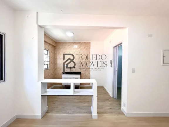 Imagem Apartamento Padrão de 01 dormitório REFORMADO, menos de 200 metros do mar na Aviação/PG
