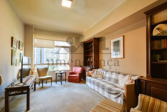 Imagem Apartamento no Jardim Paulista com 239m², 3 quartos (1 suíte) e 1 vaga.
