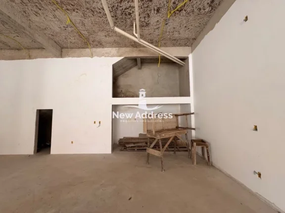 Imagem Lojão com 180m² à Venda em Santa Paula - Pronta para o Seu Negócio!