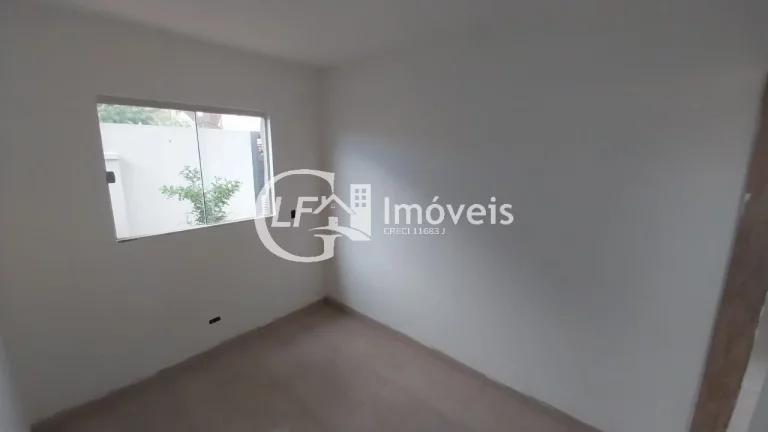 Imagem Casa à venda em Campo Grande-MS, Bairro Nova Lima: 2 quartos, 1 sala, 2 vagas de garagem, 45m². Entre já!