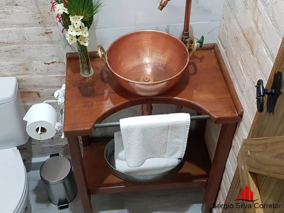 Imagem Chácara a venda com 384,00 m², Região Alta em Santo Antônio do Pinhal/SP.