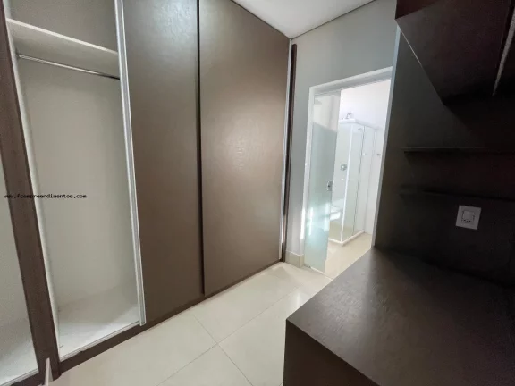 Imagem Casa em Condomínio para Locação em Limeira, Residencial Casalbuono, 3 dormitórios, 3 suítes, 3 banheiros, 2 vagas
