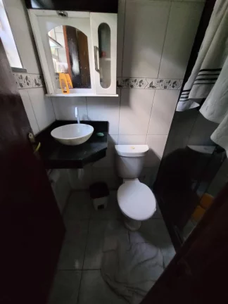 Imagem Casa e loja comercial. Ótima oportunidade de investimento