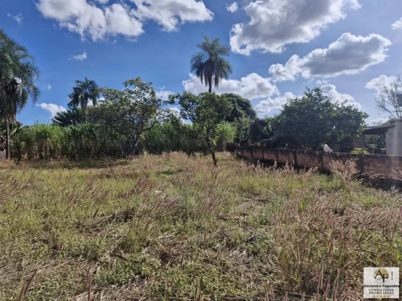 Imagem Lote para Venda em Aparecida de Goiânia, Jardim Cristal