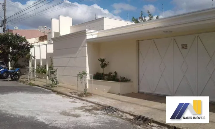 Imagem Casa com 3 Quartos à Venda, 600 m² em João Paulo Ii - Pouso Alegre